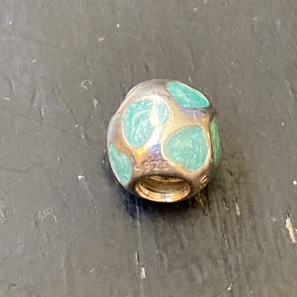 Pandora Resin Heart Charm - Picture 3 of 4